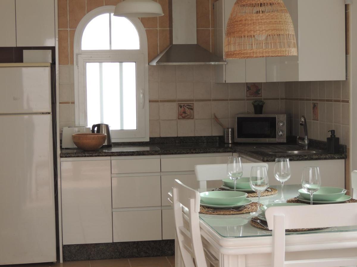 Cozy, Beach House , By Mahbovillas La Oliva Luaran gambar