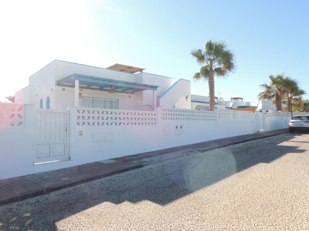 Cozy, Beach House , By Mahbovillas La Oliva Luaran gambar
