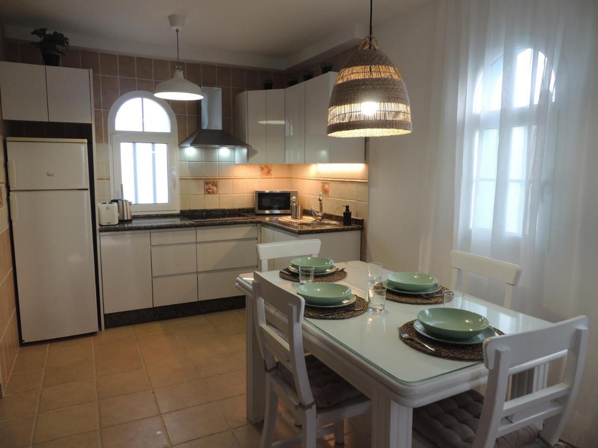 Cozy, Beach House , By Mahbovillas La Oliva Luaran gambar