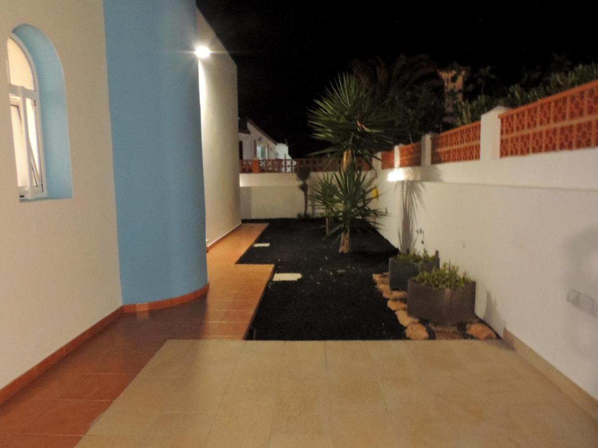 Cozy, Beach House , By Mahbovillas La Oliva Luaran gambar